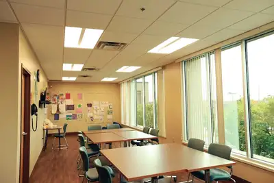 Rogers Behavioral Health - Mental health facility in Kenosha offering Partial Hospitalization Program (PHP), Intensive Outpatient Program (IOP) services