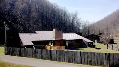 Mountain Laurel Integrated Healthcare - Anchor Point - Mental health treatment facility in Delbarton, WV