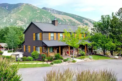 Deer Hollow - Pioneer House - Mental health treatment facility in Draper, UT
