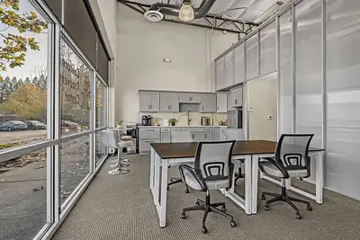 California Recovery Center - Mental health facility in Roseville offering Crisis Intervention, Behavioral Health Services services
