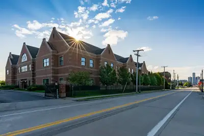 Wayne Health Detroit Mack Health Center Behavioral Health - Mental health treatment facility in Detroit, MI