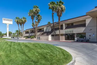 Mojave Mental Health - University of Nevada School of Medicine - Mental health treatment facility in Las Vegas, NV