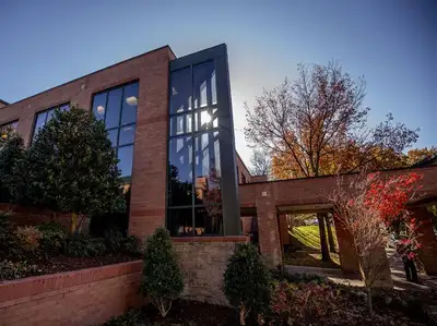 Laureate Psychiatric Clinic and Hospital - Mental health facility in Tulsa offering Inpatient, Psychiatric Services services