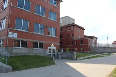 Brockville Mental Health Centre - Mental health treatment facility in Brockville, ON