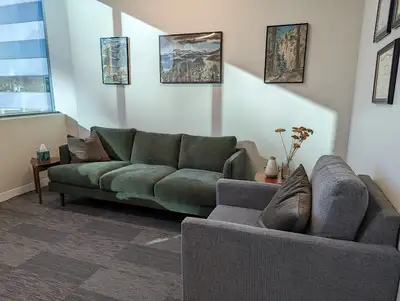 Regeneration Psychiatry - Los Angeles Office - Mental health treatment facility in Los Angeles, CA